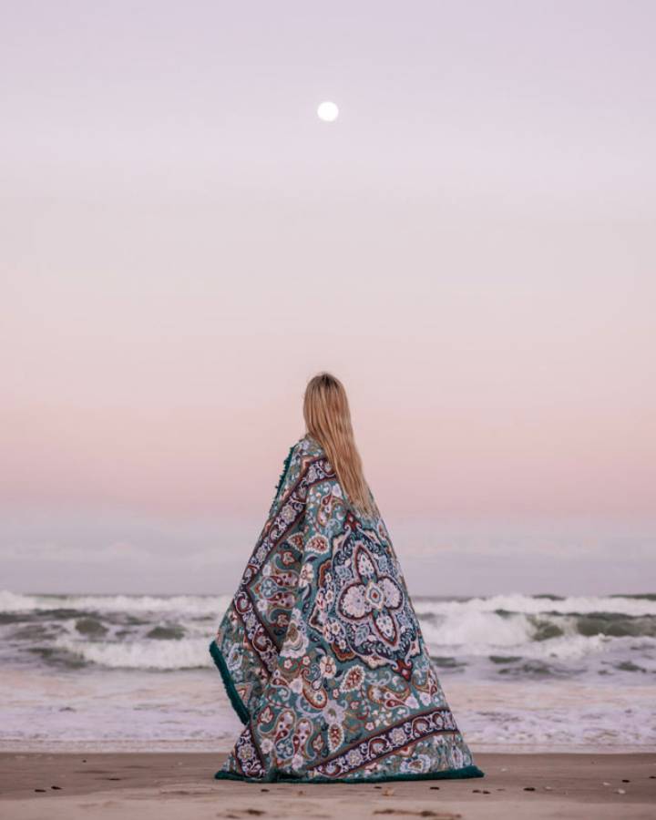 Luna Woven Picnic Rug